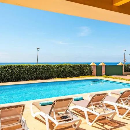 Vila Mediterraneum By *